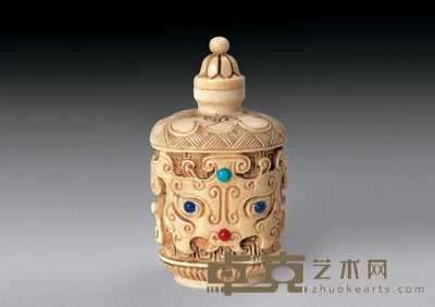 清 象牙刻兽面纹鼻烟壶 高7.6cm